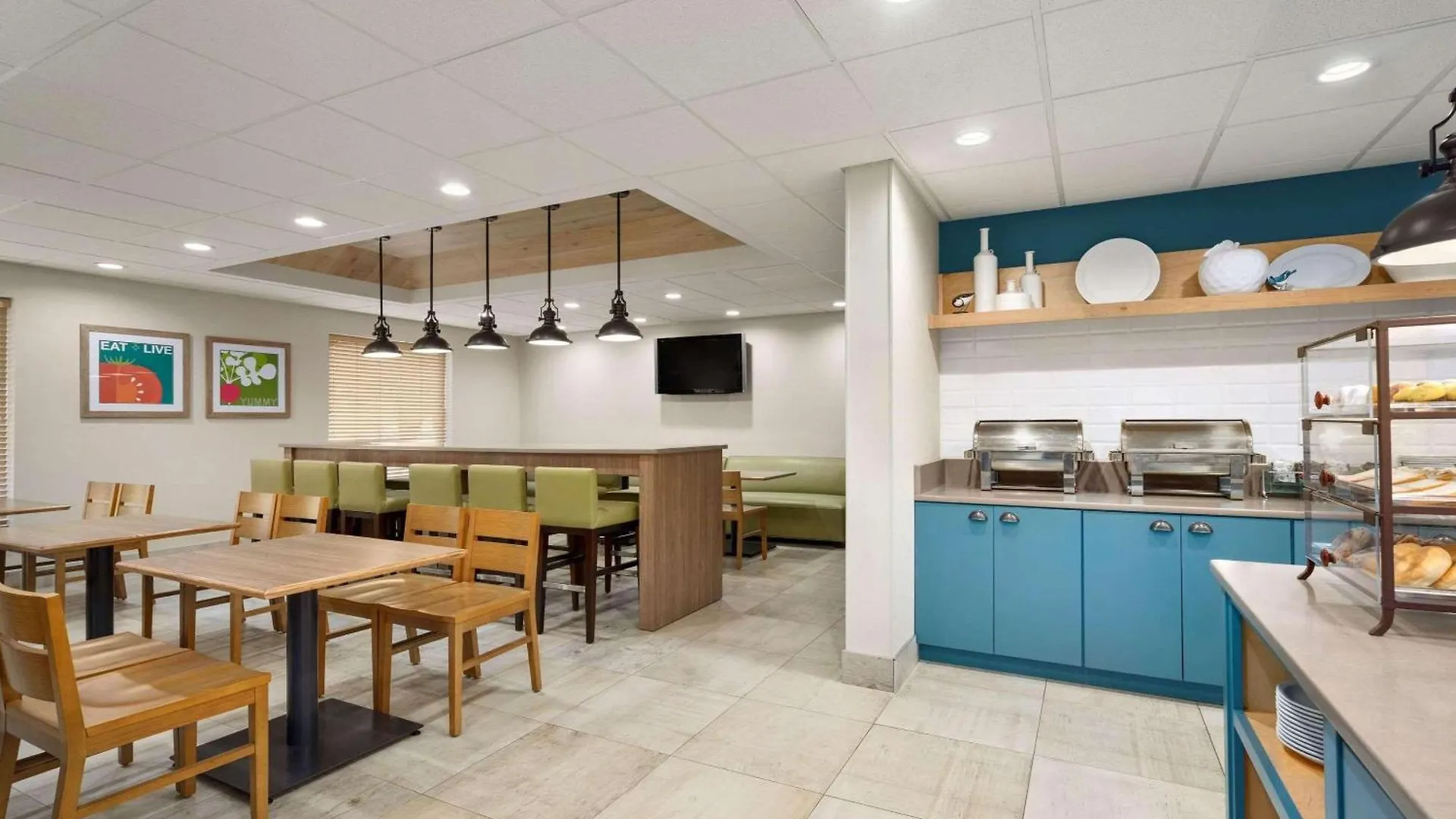 *** Hotel Country Inn & Suites By Radisson, Williamsburg Historic Area, Va USA